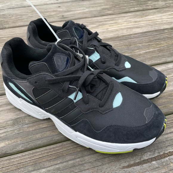 Adidas Men Athletic Shoes Black Lace Up Torsion Ru - Picture 2 of 12